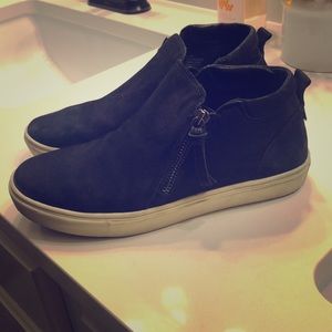 Leather Gianni Bini ankle shoes